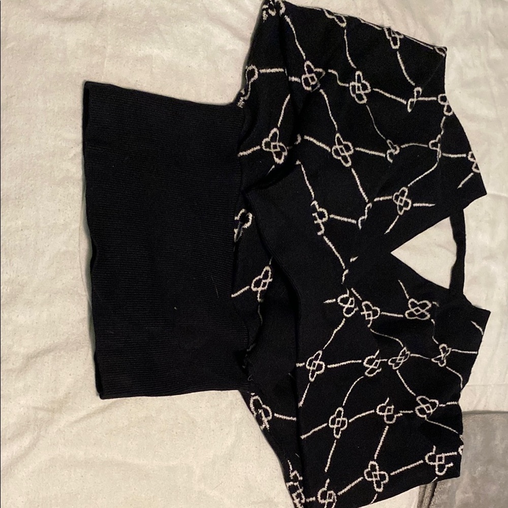 Black and White Patterned Crop Top